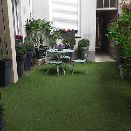 2 Pieces Et Jardin Hyper Centre * Angers